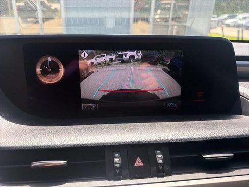 Used 2019 Lexus ES 350 F Sport w/ Accessory Package 2 FWD image 15