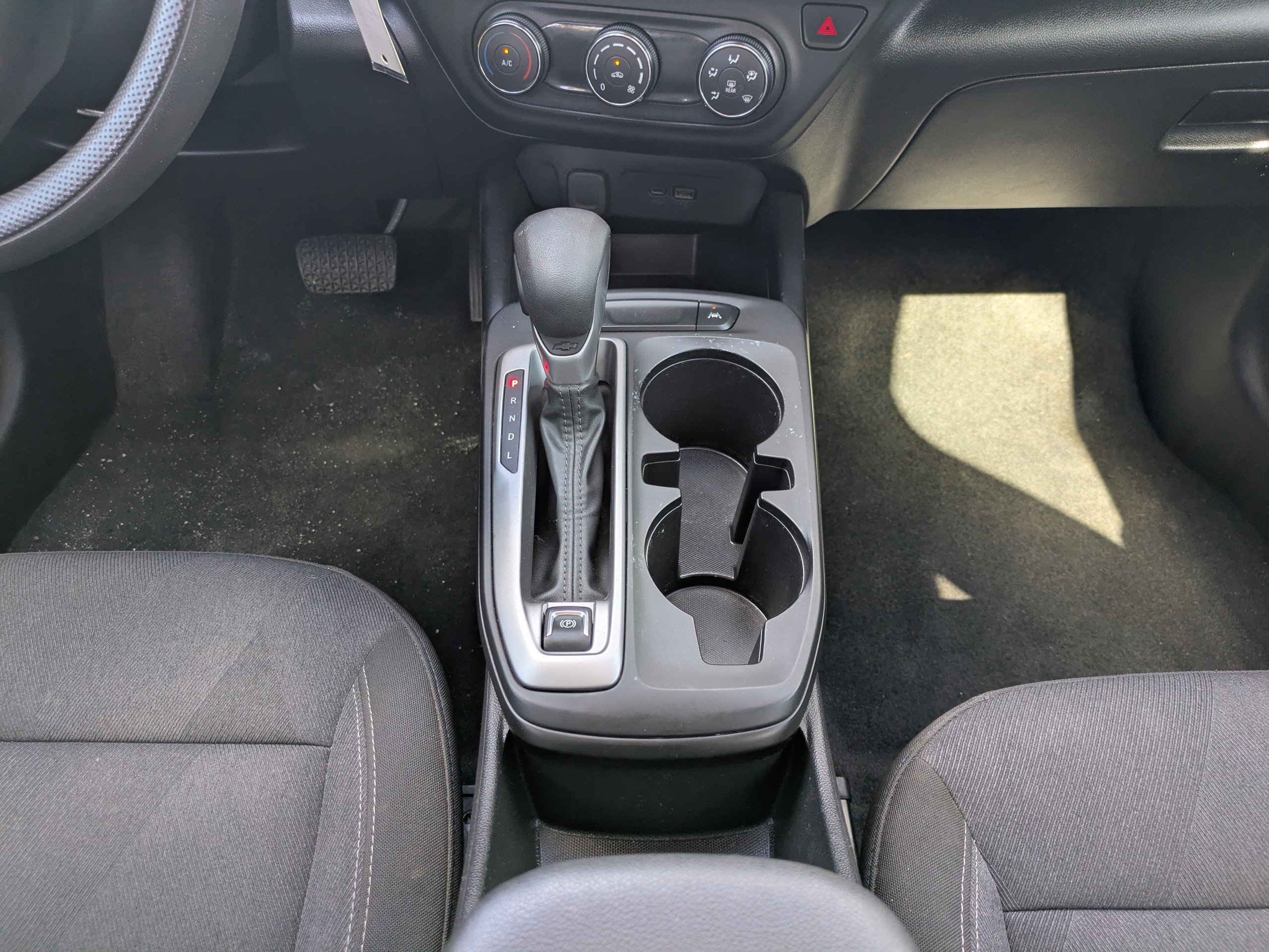 Used 2024 Chevrolet Trax LS w/ Driver Confidence Package FWD image 15