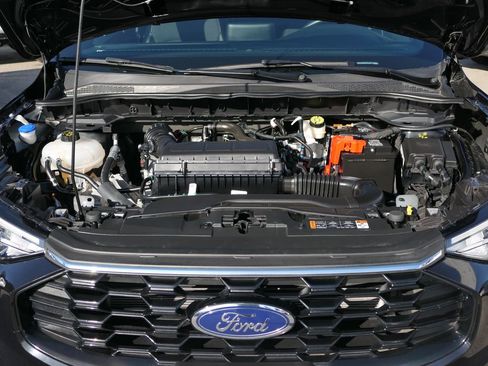 Used 2024 Ford Escape ST-Line image 27