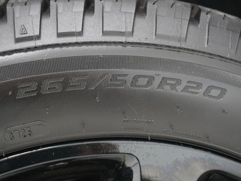 Used 2022 Jeep Grand Cherokee Laredo X RWD image 31