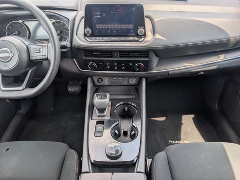 Used 2024 Nissan Rogue S AWD/4WD image 7