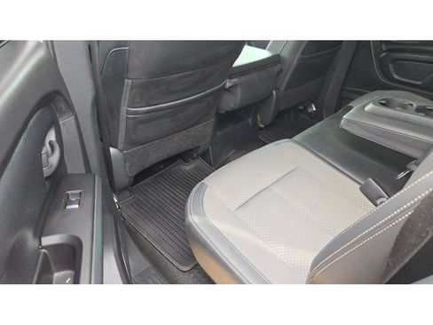Used 2018 Nissan Titan S w/ S Utility Package AWD/4WD image 15