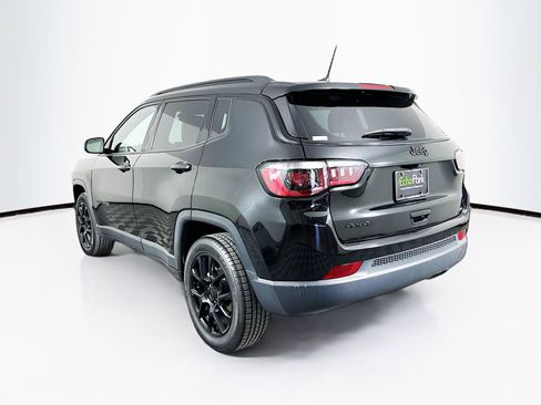 Used 2022 Jeep Compass Altitude image 5