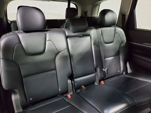 Used 2020 Kia Telluride S w/ S 8 Passenger Seating Package image 12