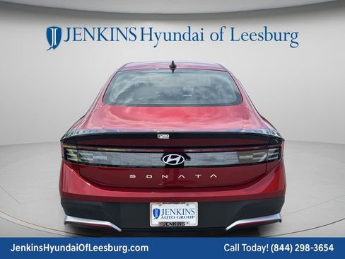 New 2026 Hyundai Sonata SE FWD image 6