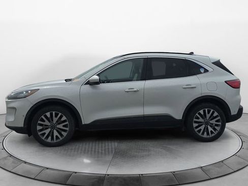 Used 2021 Ford Escape Titanium w/ Class II Trailer Tow Package image 2