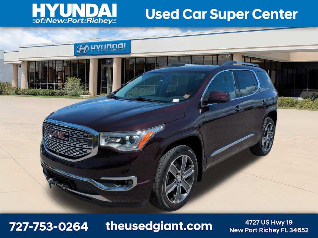 Used 2018 GMC Acadia Denali w/ Technology Package FWD image 1
