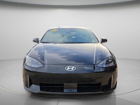 Used 2025 Hyundai Ioniq 6 SEL RWD image 4