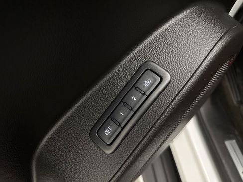 Used 2018 Chevrolet Tahoe Premier image 28