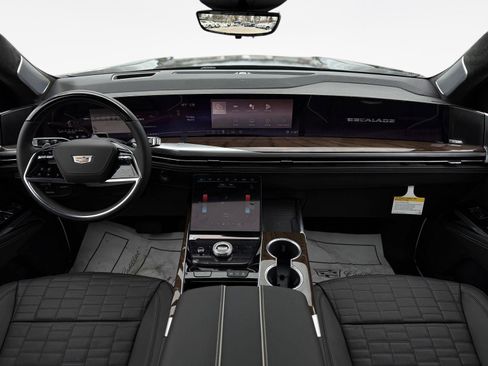 New 2026 Cadillac Escalade Platinum Sport w/ LPO, ONYX Package image 30