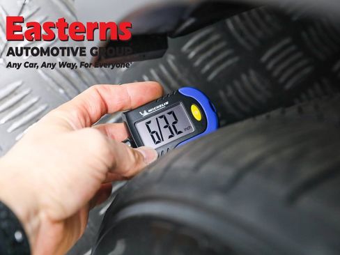 Used 2024 Toyota Prius LE image 25