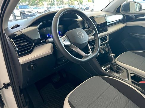 Certified 2025 Volkswagen Taos S FWD image 13