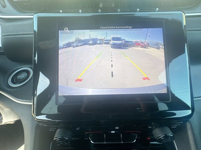 Certified 2023 Jeep Grand Cherokee L Laredo AWD/4WD image 19