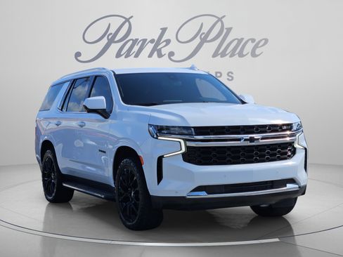Used 2022 Chevrolet Tahoe LS w/ Driver Alert Package RWD image 8