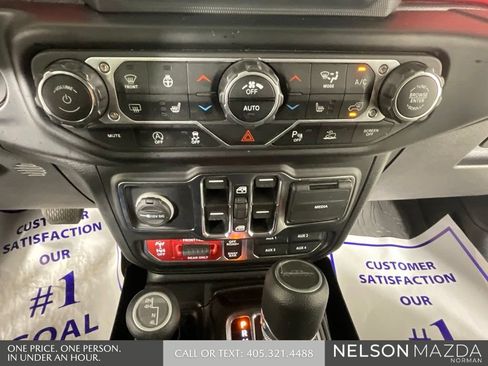 Used 2021 Jeep Gladiator Rubicon AWD/4WD image 37