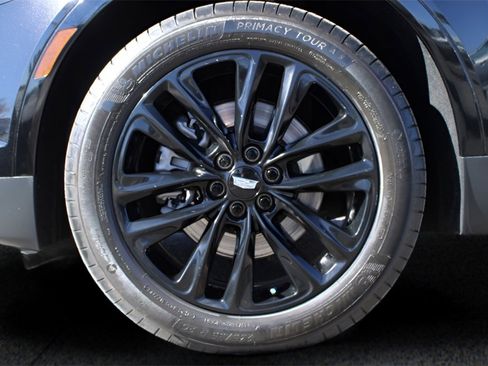 Used 2022 Cadillac XT5 Premium Luxury w/ LPO, Floor Liner Package image 11