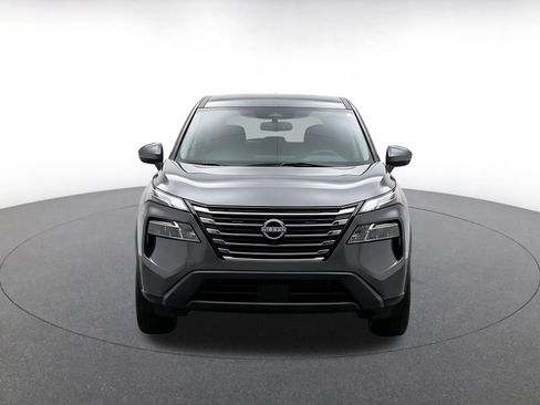 Used 2026 Nissan Rogue SL FWD image 2