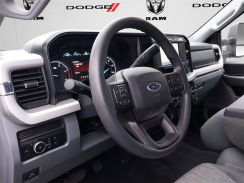 Used 2024 Ford F250 XLT image 13