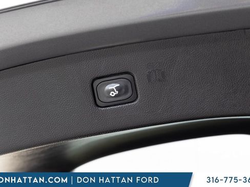 Certified 2024 Ford Edge Titanium AWD/4WD image 24
