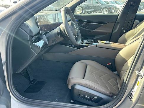 New 2026 BMW 530i xDrive 530i xDrive Sedan w/ Premium Package image 4