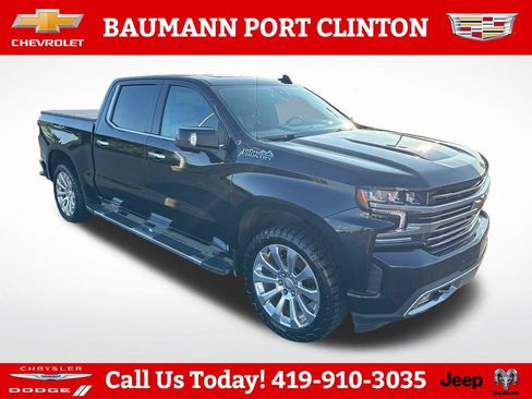 Used 2021 Chevrolet Silverado 1500 High Country w/ Technology Package AWD/4WD image 8