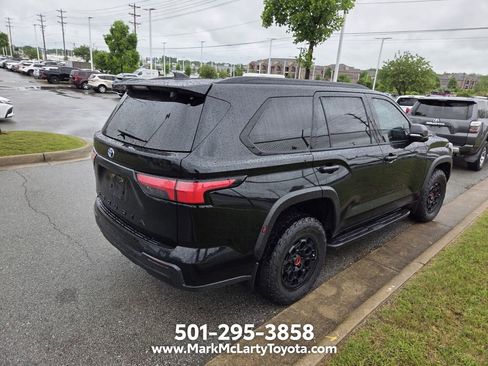 Used 2023 Toyota Sequoia TRD Pro AWD/4WD image 10