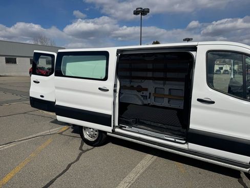 Used 2024 Ford Transit 250 Low Roof AWD w/ Exterior Upgrade Package image 27