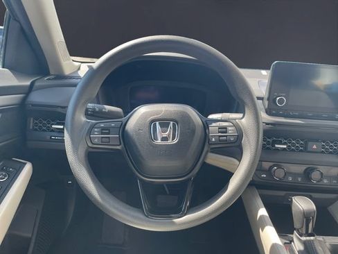 Certified 2023 Honda Accord EX image 12
