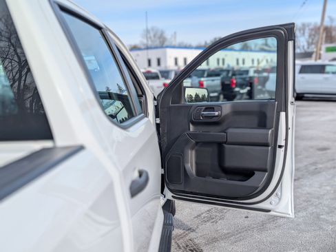 Used 2024 Chevrolet Silverado 1500 W/T w/ Trailering Package image 35
