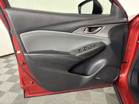 Used 2019 MAZDA CX-3 Touring w/ Preferred Equipment Package image 8