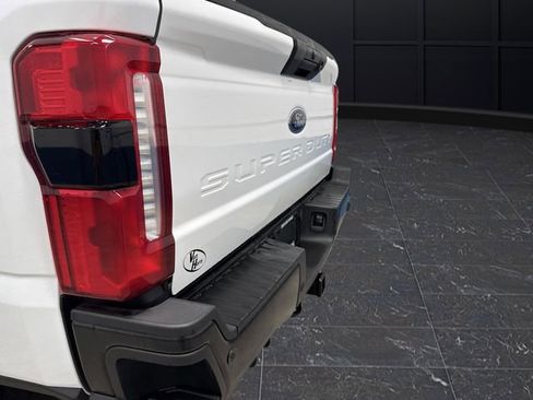 Used 2024 Ford F250 XL w/ 360-Degree Camera Package image 33