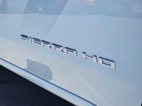 New 2025 GMC Sierra 2500 SLE w/ SLE Value Package; image 15