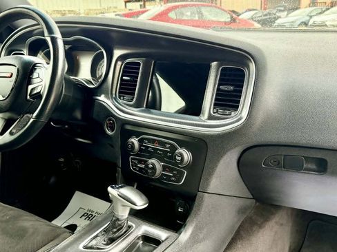 Used 2018 Dodge Charger R/T Scat Pack image 15