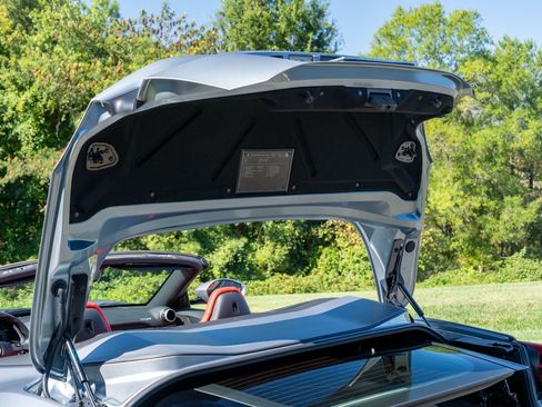 Certified 2019 Ferrari Portofino image 15