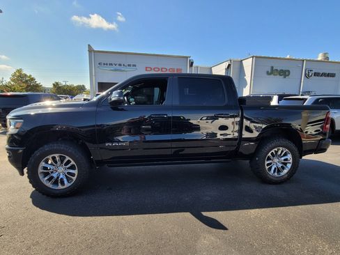 Used 2023 RAM 1500 Laramie AWD/4WD image 7