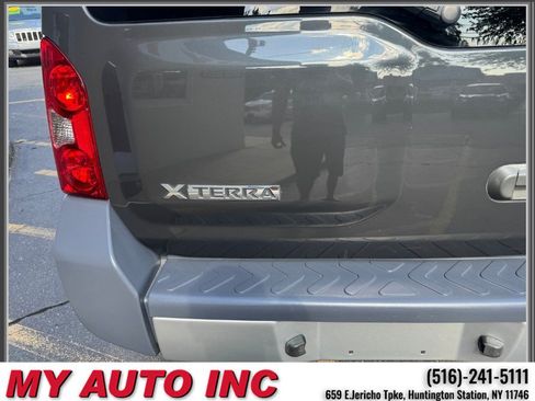 Used 2013 Nissan Xterra S AWD/4WD image 32