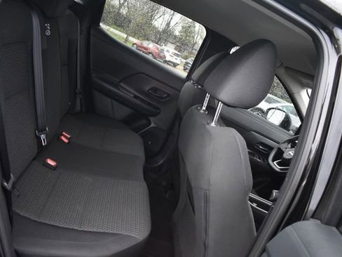 Used 2025 Nissan Kicks S AWD/4WD image 13