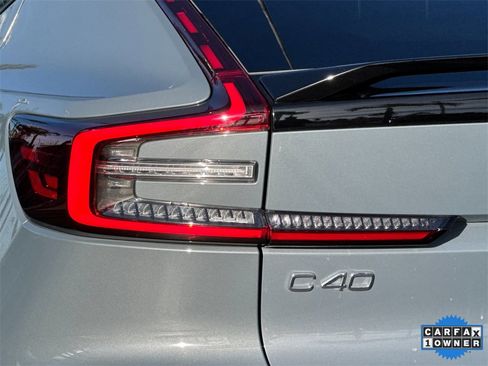 Certified 2023 Volvo C40 P8 Recharge Ultimate image 25