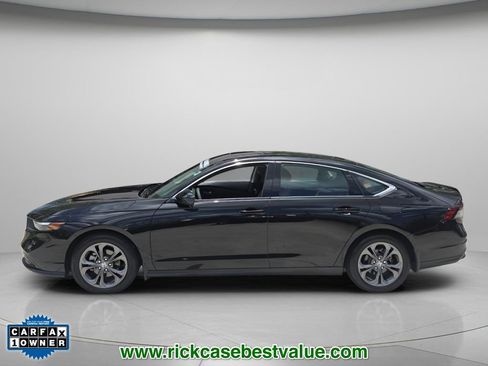 Used 2023 Honda Accord EX image 3