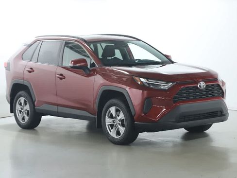 Certified 2023 Toyota RAV4 XLE w/ Convenience Package AWD/4WD image 9