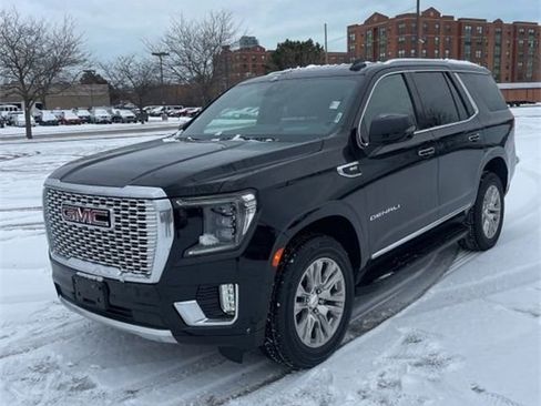 Used 2022 GMC Yukon Denali image 1