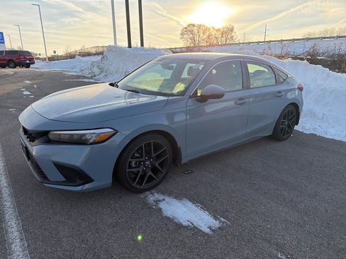 Used 2022 Honda Civic Sport Touring image 7