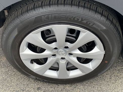 Used 2024 Toyota Corolla LE FWD image 33