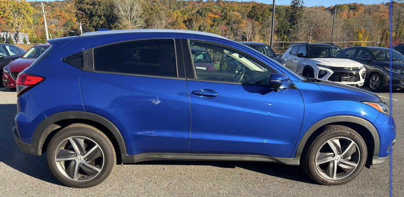 Used 2021 Honda HR-V EX-L image 4