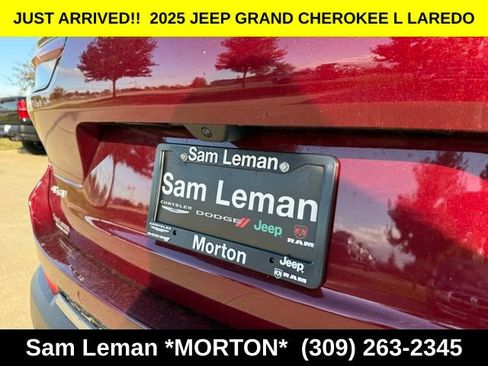 New 2025 Jeep Grand Cherokee L Laredo image 10