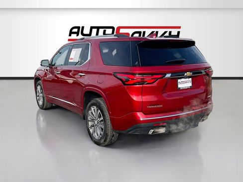 Used 2023 Chevrolet Traverse Premier w/ LPO, Floor Liner Package image 5