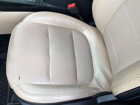 Used 2020 Ford Escape SEL FWD image 19