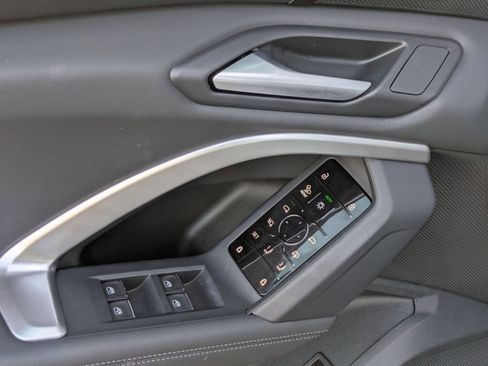 Used 2025 Audi Q5 Premium Plus image 10