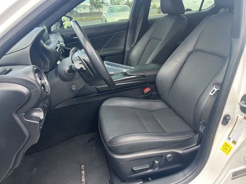 Used 2023 Lexus IS 300 w/ Premium Package RWD image 10