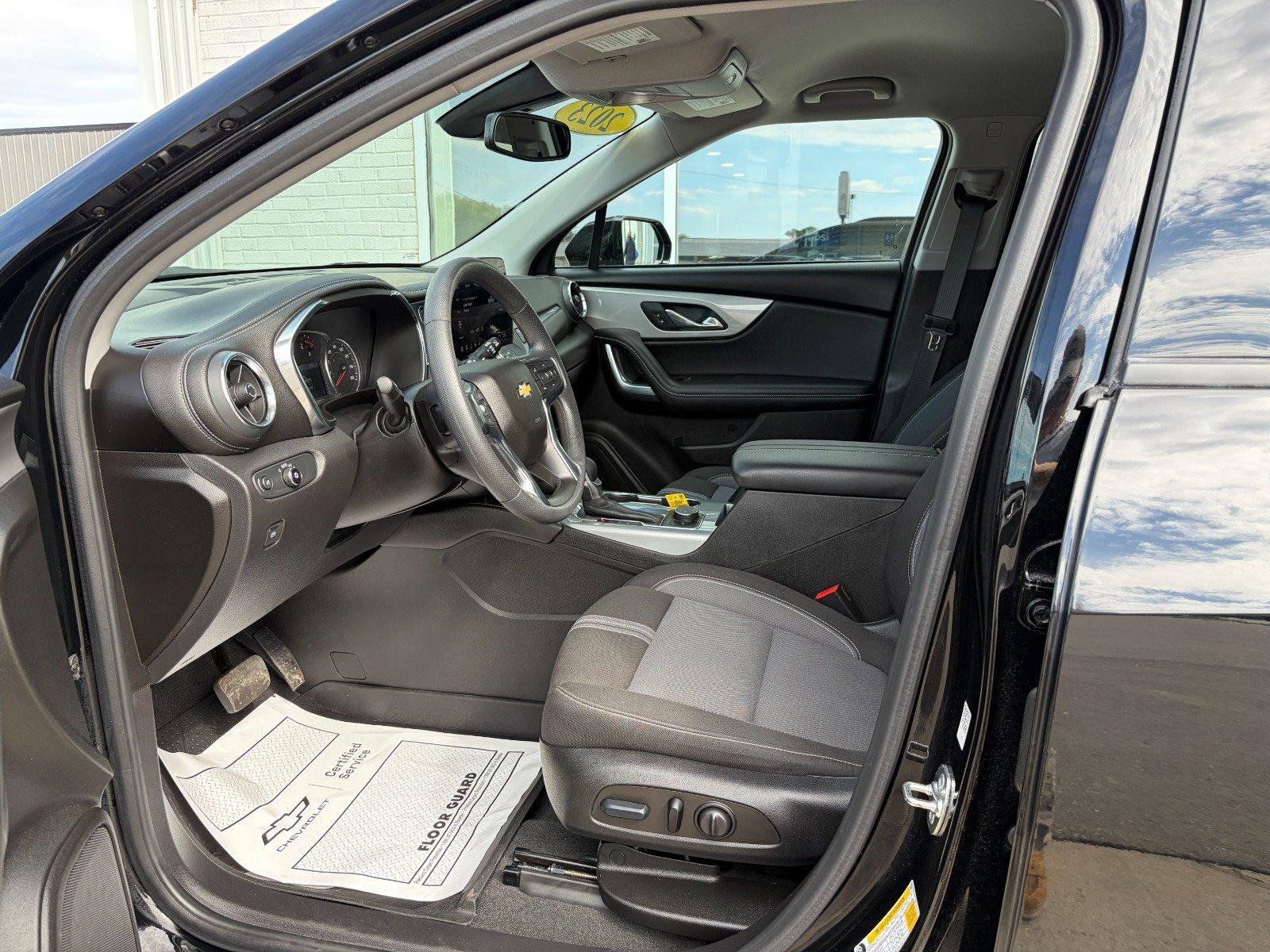 Used 2023 Chevrolet Blazer LT w/ Convenience Package AWD/4WD image 8